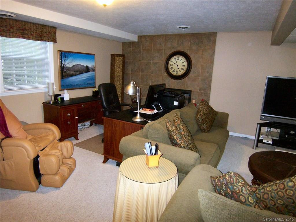 318 Woodland Trail - Photo 8