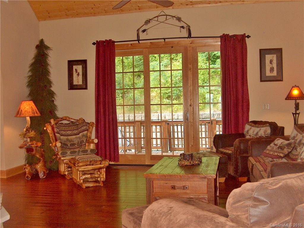 552 Tango Lane - Photo 4