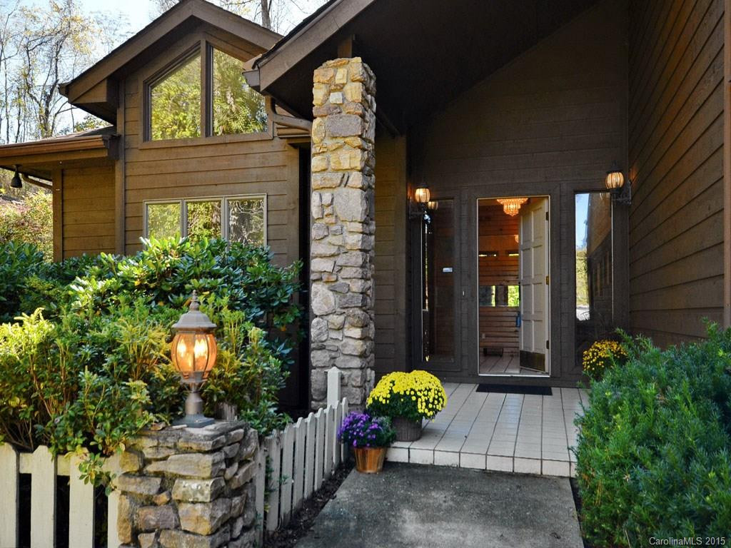671 Woodland Knoll - Photo 2