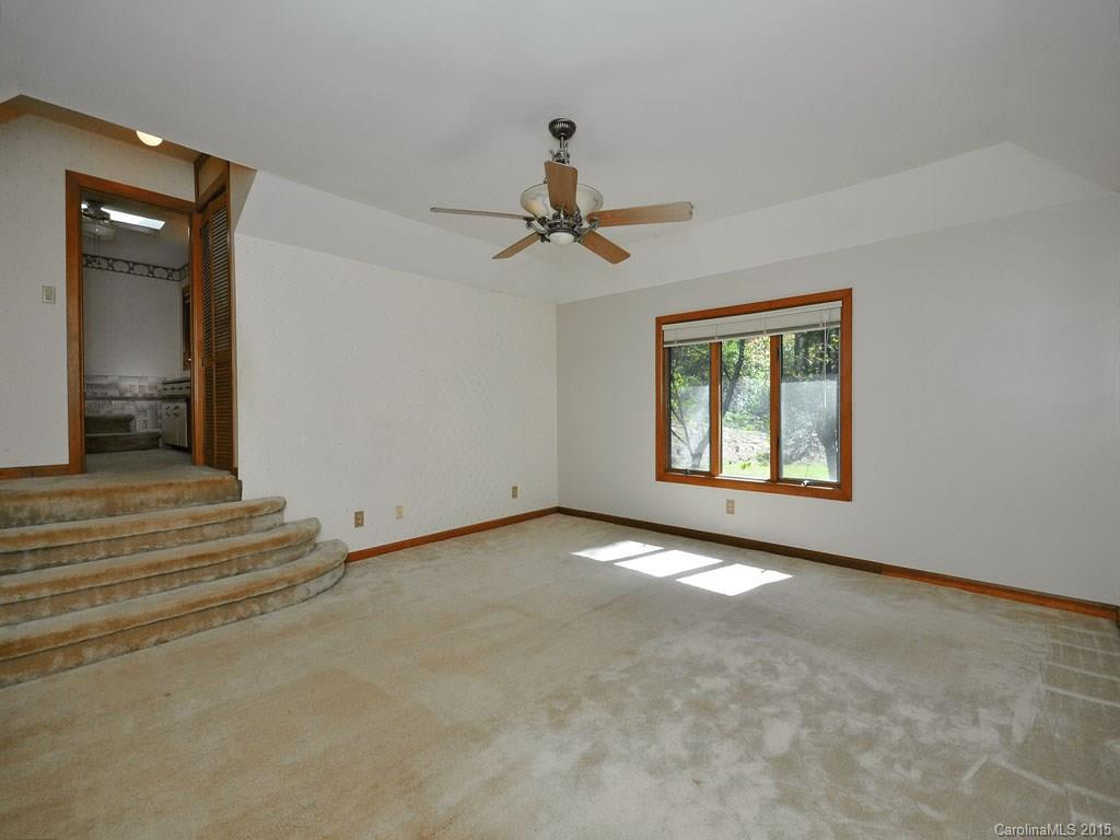 671 Woodland Knoll - Photo 13