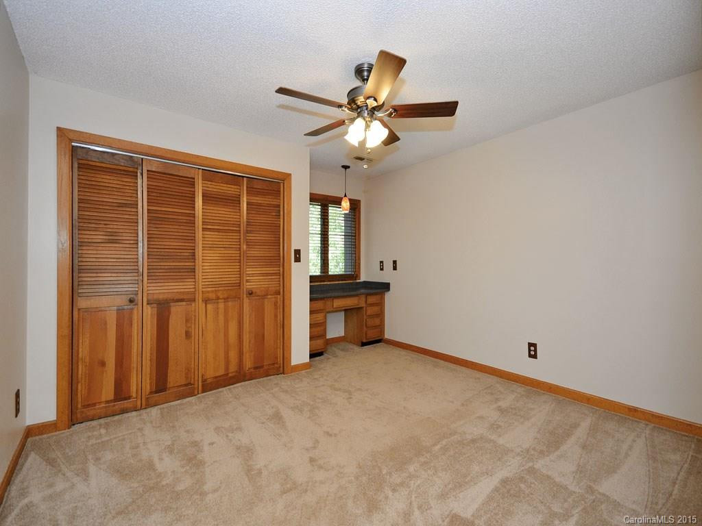 671 Woodland Knoll - Photo 18