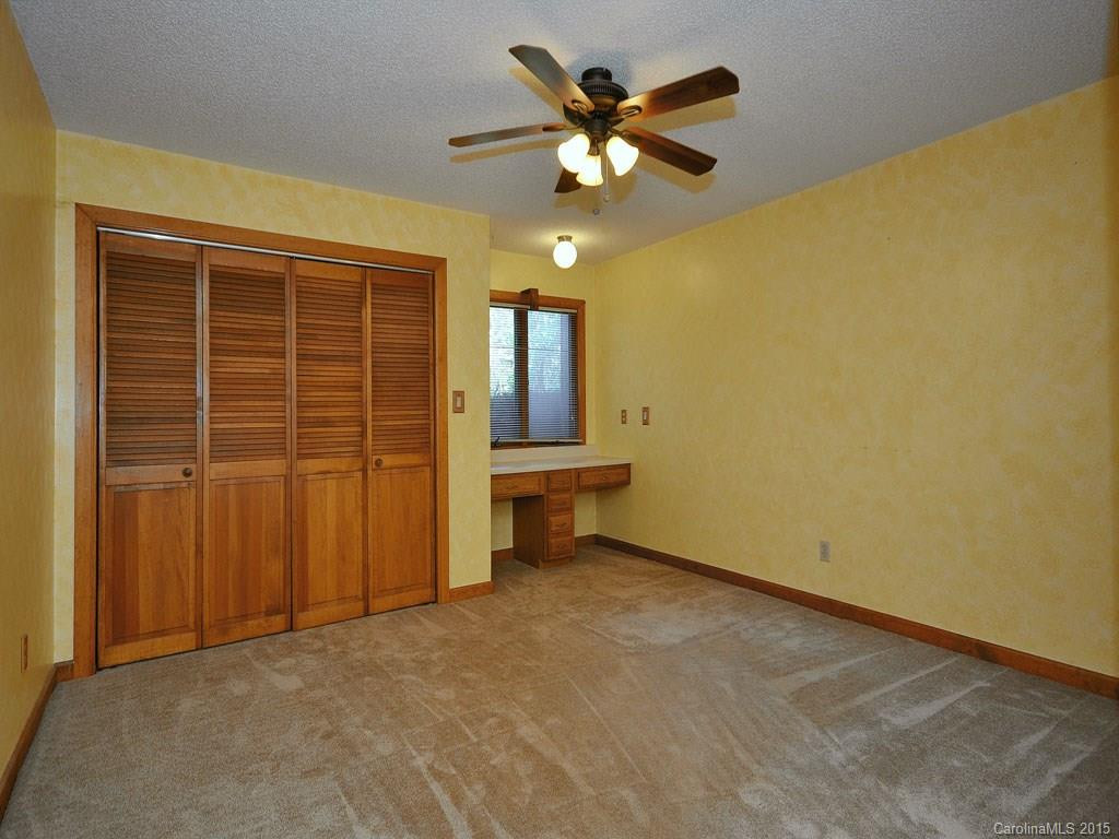 671 Woodland Knoll - Photo 10
