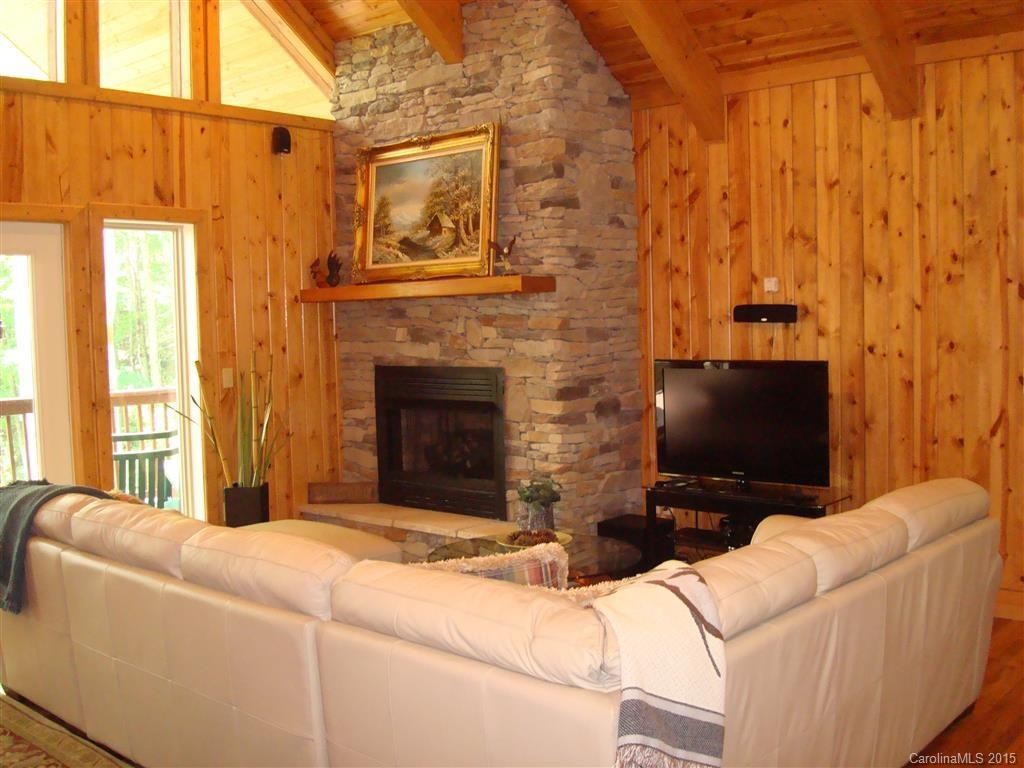 470 Oakridge Lane - Photo 4