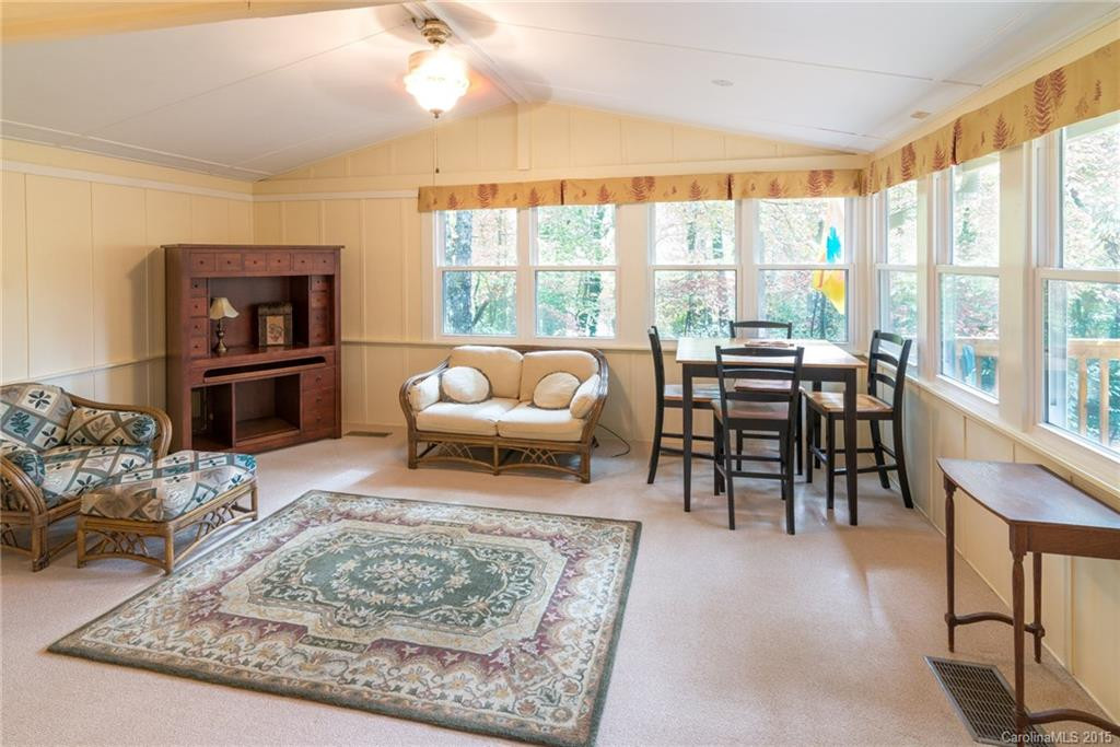 122 Kanawha Drive - Photo 10
