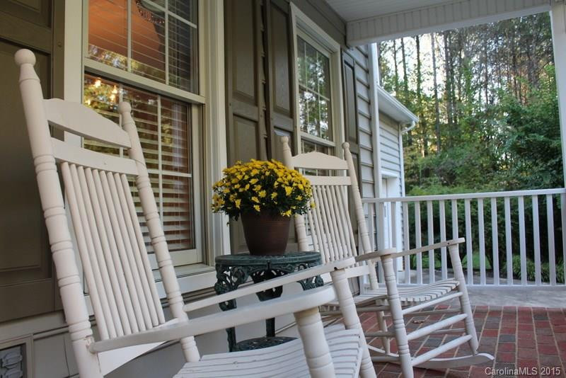 138 Bent Tree Drive - Photo 2