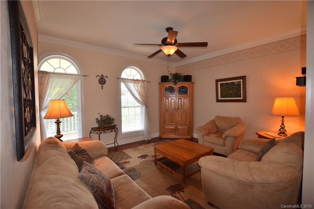 300 Chimney Rock Drive - Photo 5