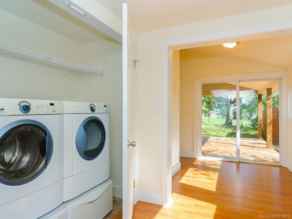 397 Deaverview Road - Photo 13