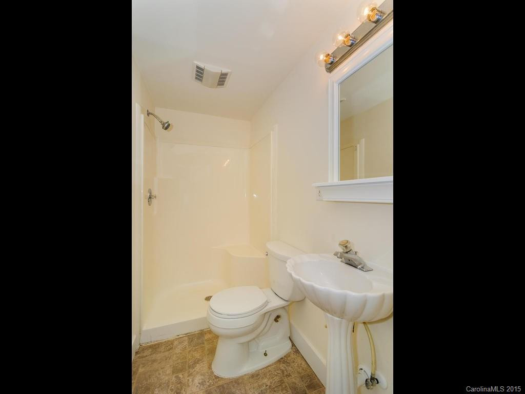 397 Deaverview Road - Photo 17