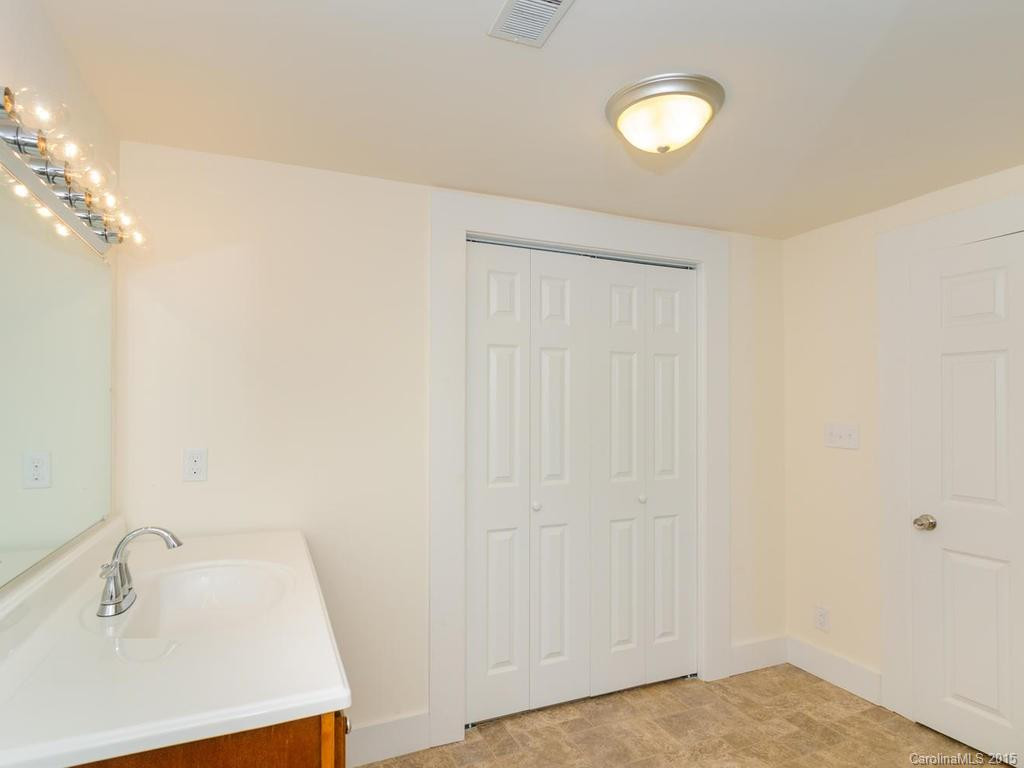 397 Deaverview Road - Photo 20