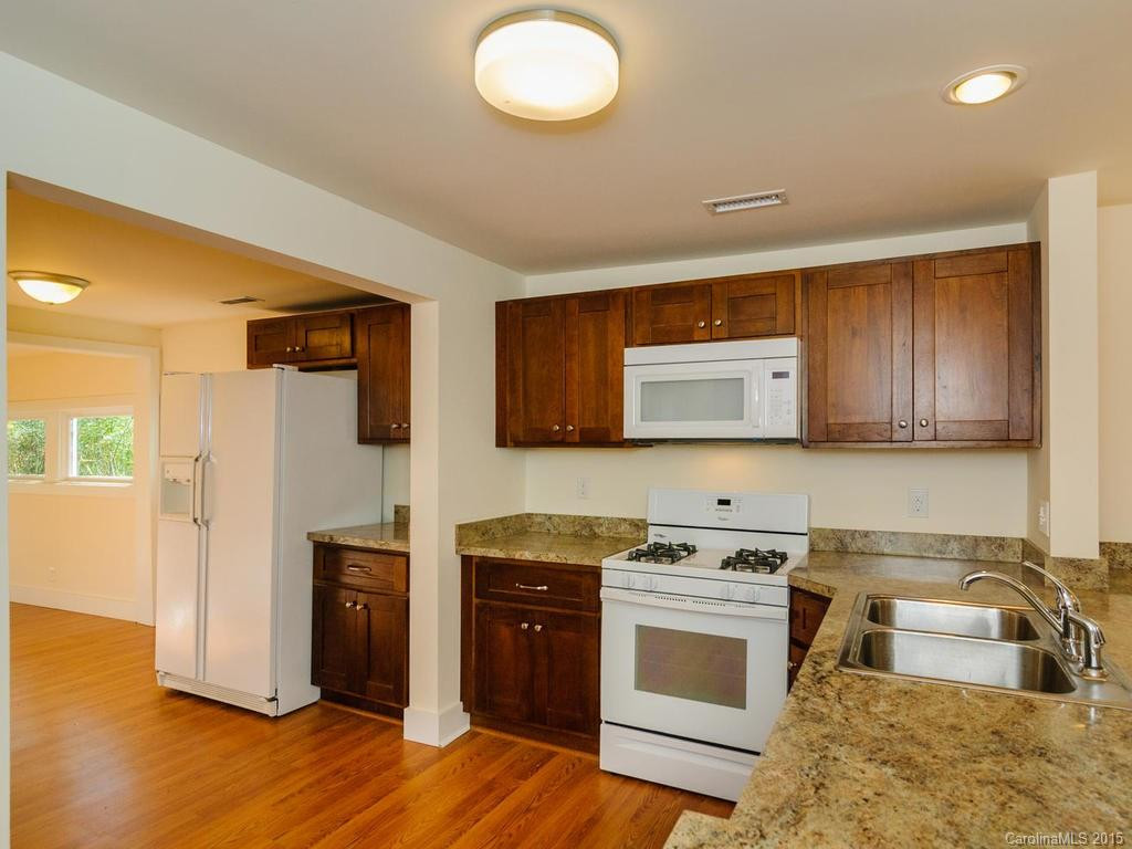 397 Deaverview Road - Photo 10