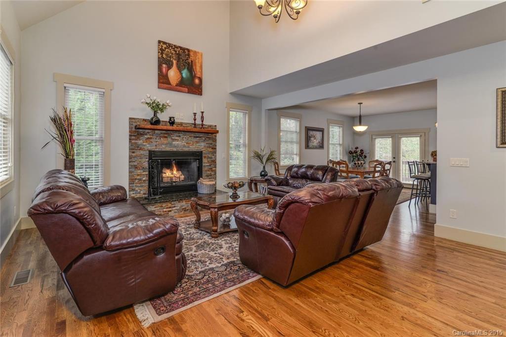 18 Oak Springs Drive - Photo 5