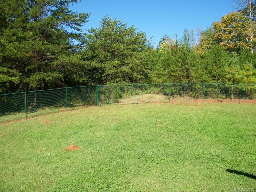 136 Sweetbriar Road - Photo 11