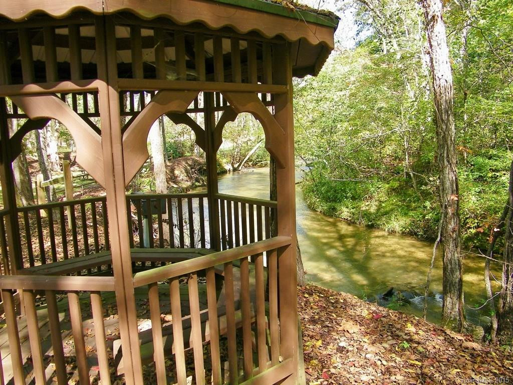 136 Sweetbriar Road - Photo 12