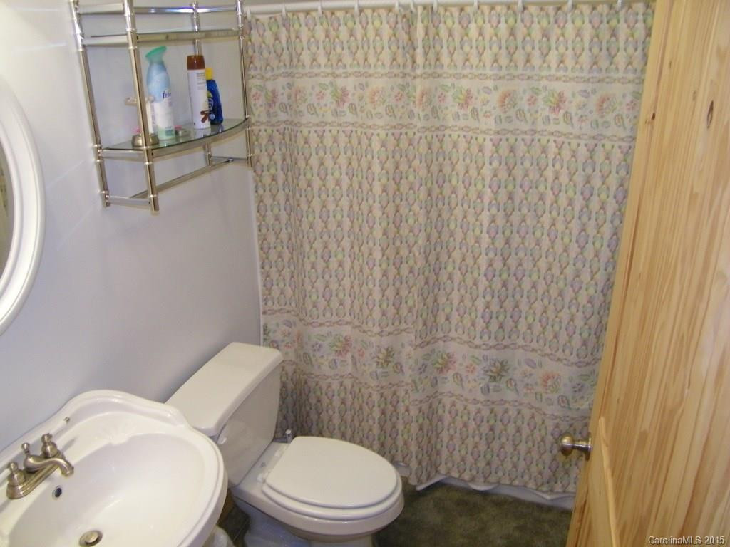 136 Sweetbriar Road - Photo 7