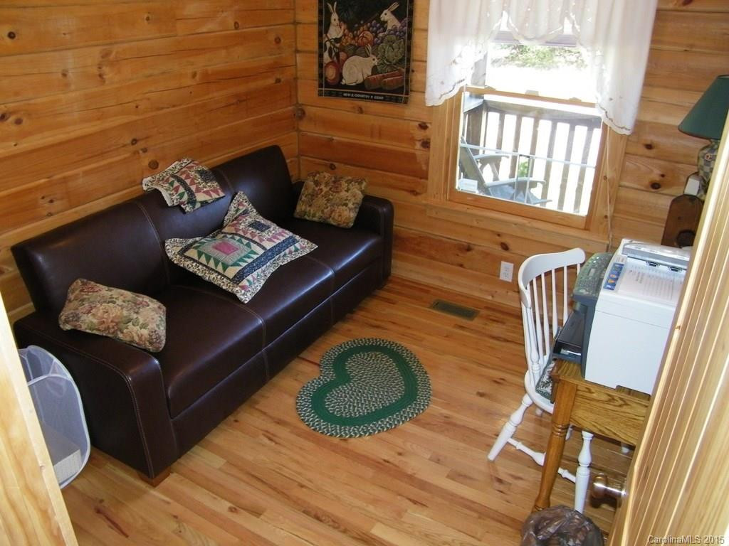 136 Sweetbriar Road - Photo 8