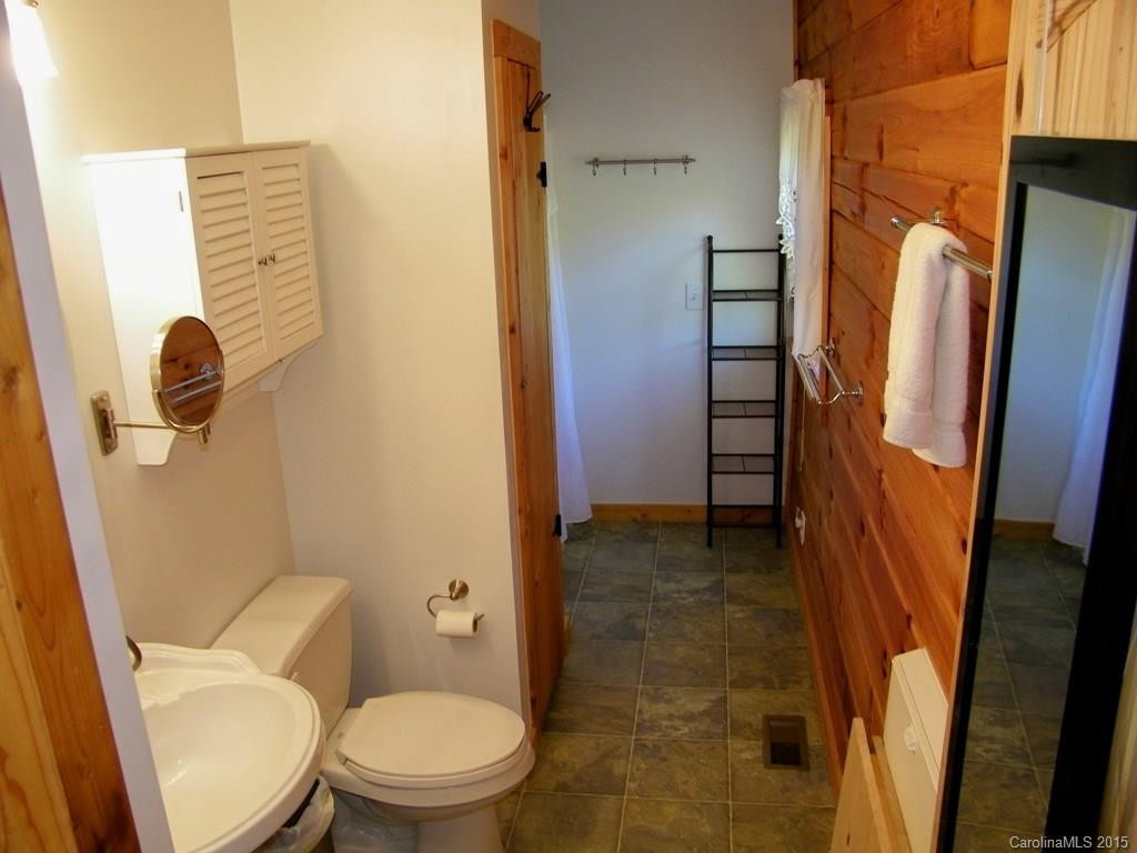 136 Sweetbriar Road - Photo 10