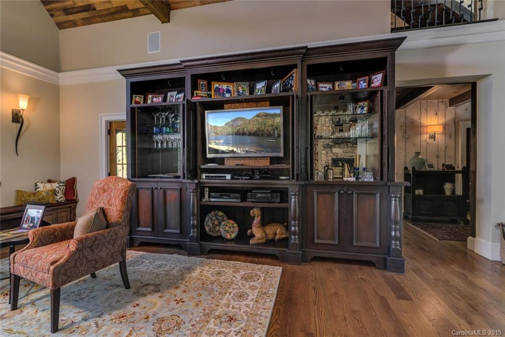 5019 Willow Road - Photo 9