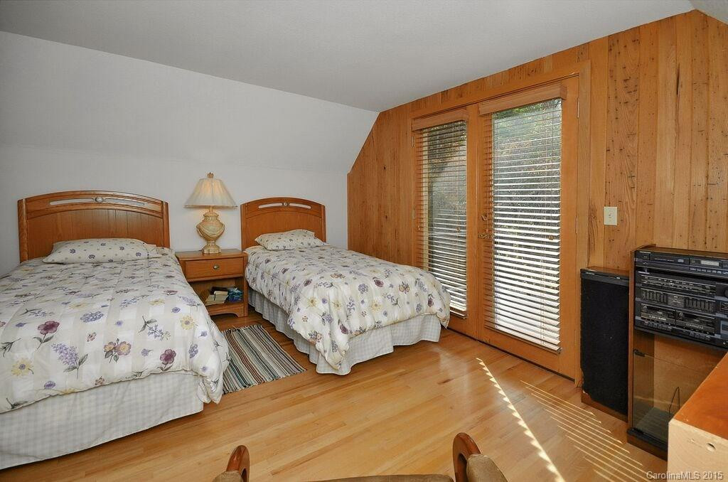 302 Peach Tree Road #302 - Photo 18