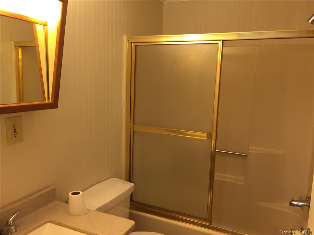 120 S. Hillside Street - Photo 11