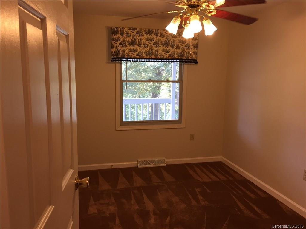 120 S. Hillside Street - Photo 13