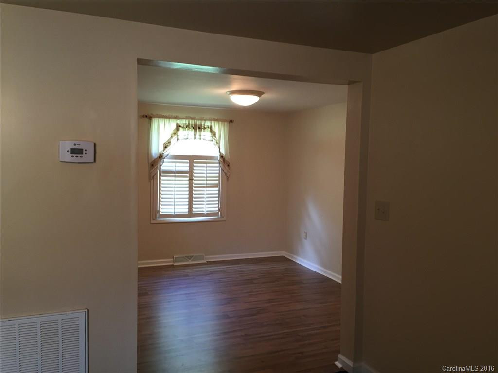 120 S. Hillside Street - Photo 5