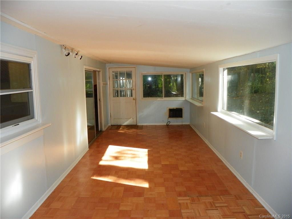 2 Valleywood Court - Photo 3