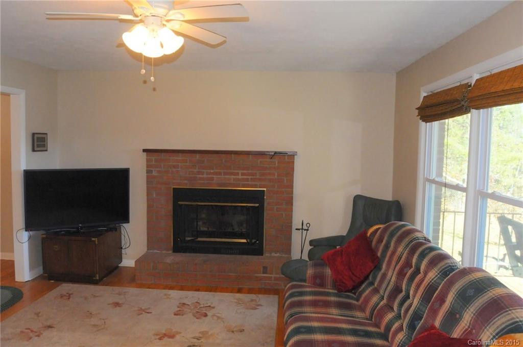 63 Tuttle Road - Photo 4