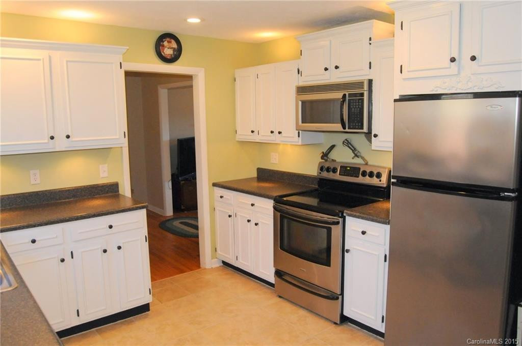 63 Tuttle Road - Photo 10
