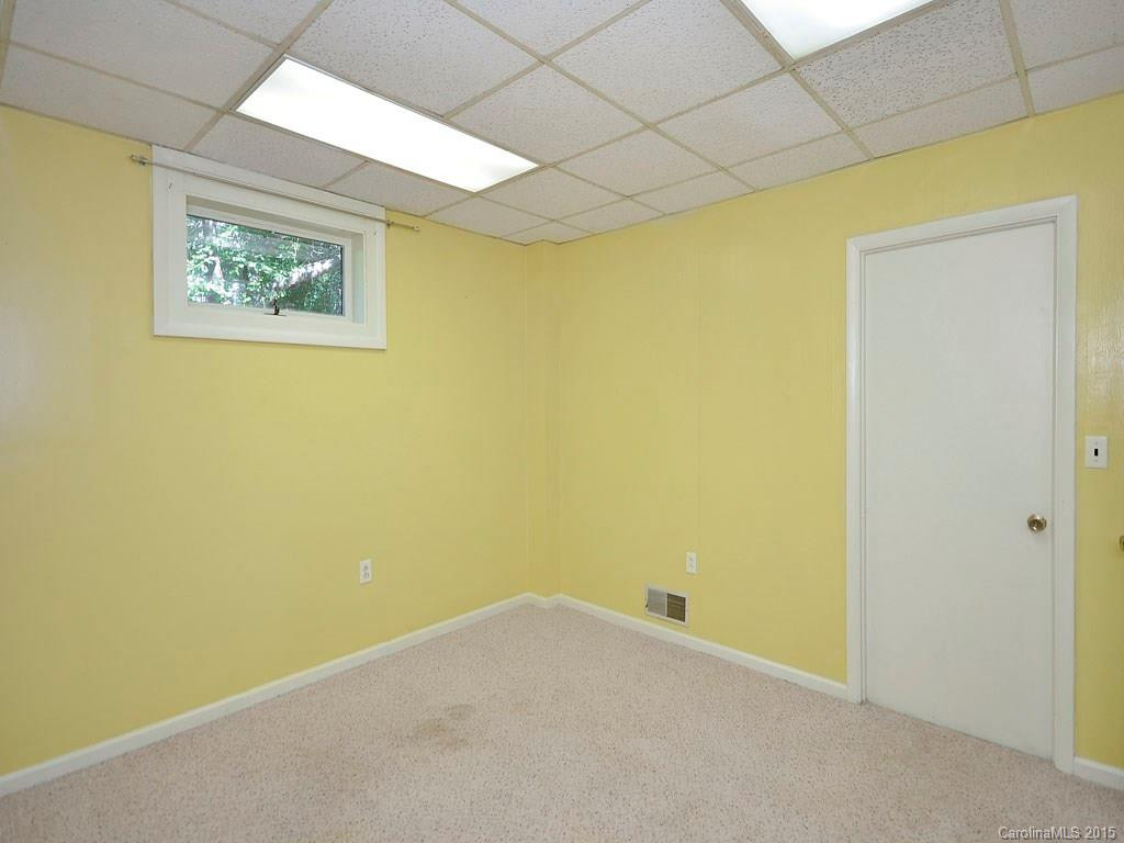 41 Pershing Road - Photo 17