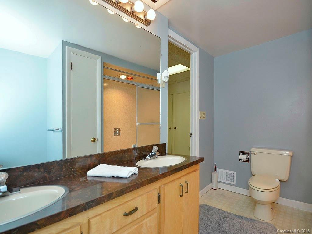 41 Pershing Road - Photo 18
