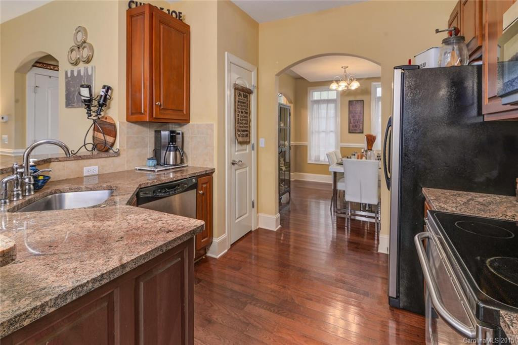 412 Hazel Mill Road - Photo 11