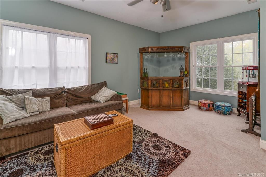 412 Hazel Mill Road - Photo 18