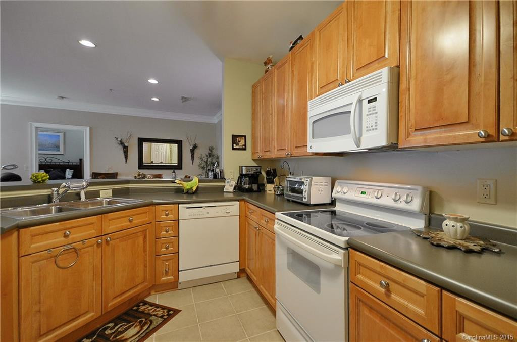 37 Glenview Lane #2016 - Photo 8
