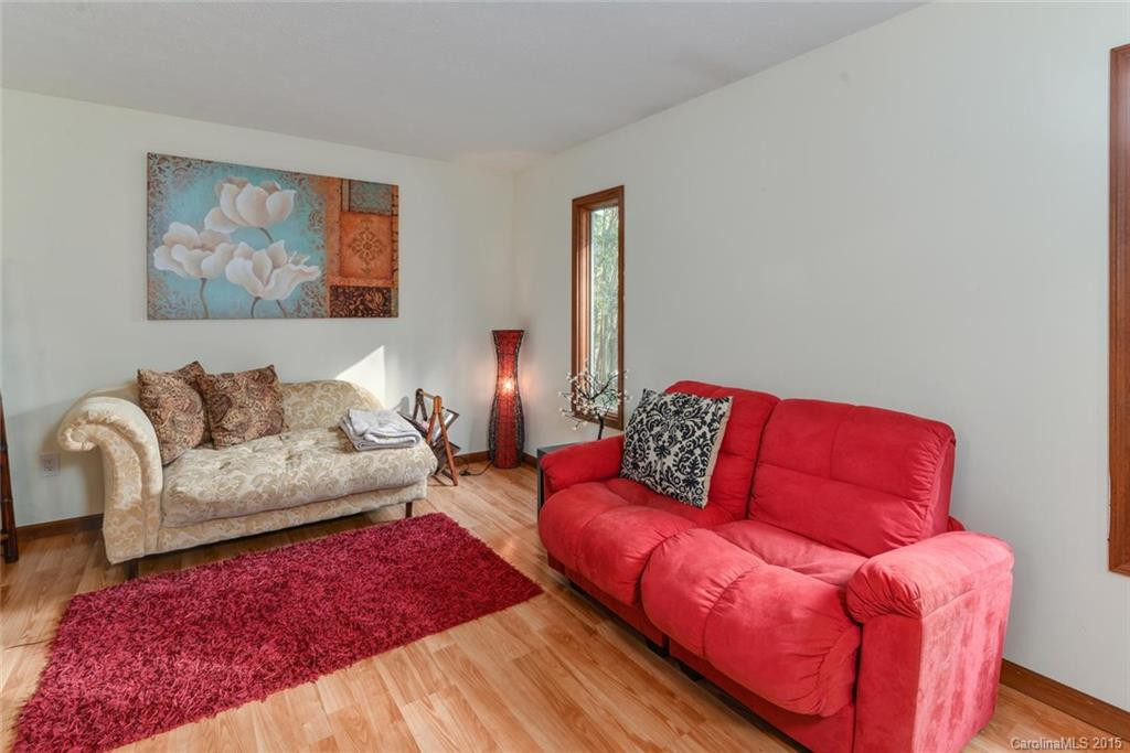 5 Daniel Drive - Photo 5
