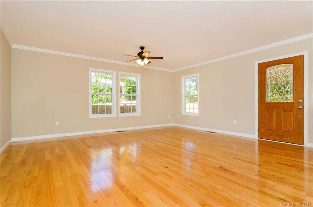 91 Unaka Avenue - Photo 5