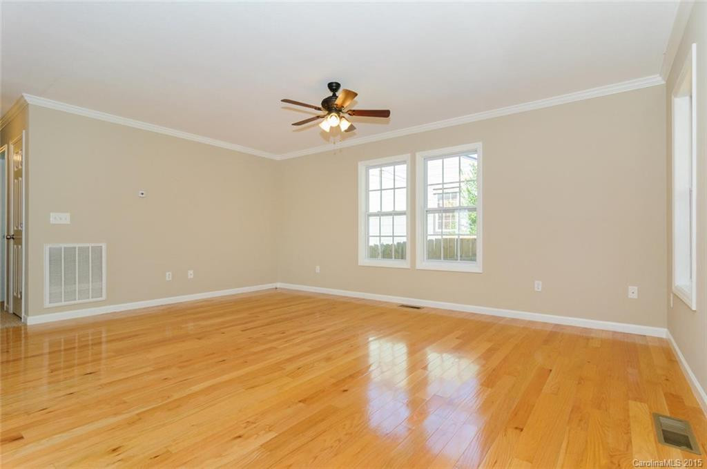 91 Unaka Avenue - Photo 6