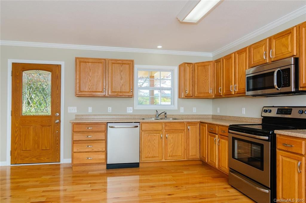 91 Unaka Avenue - Photo 8