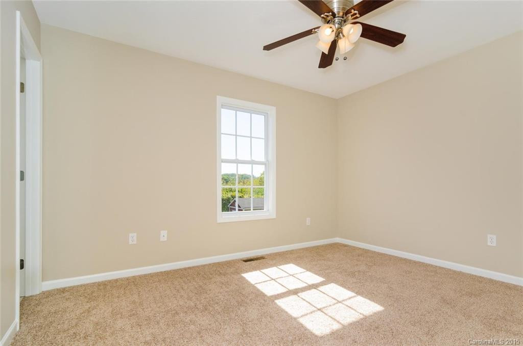 91 Unaka Avenue - Photo 10