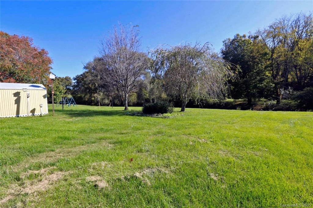 226 Max Thompson Road - Photo 4