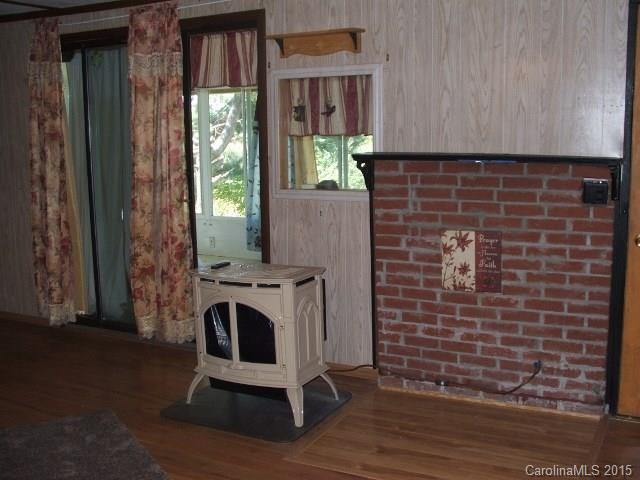 60 Goodman Road - Photo 4