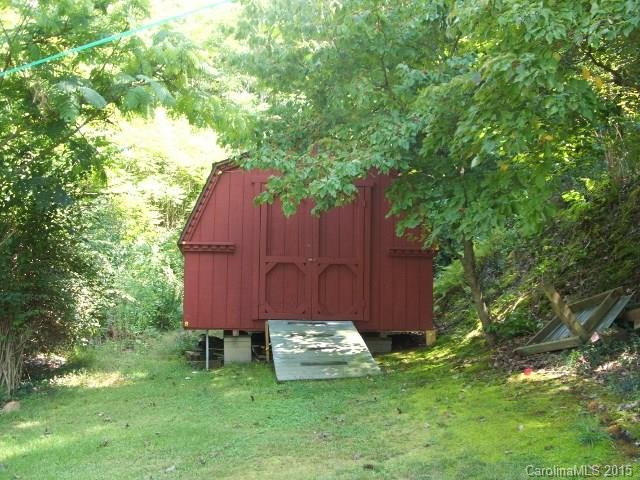 60 Goodman Road - Photo 8