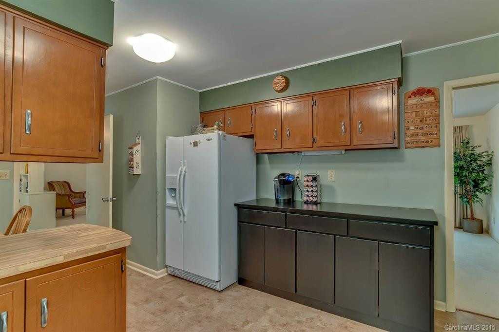 245 Beechwood Drive - Photo 12