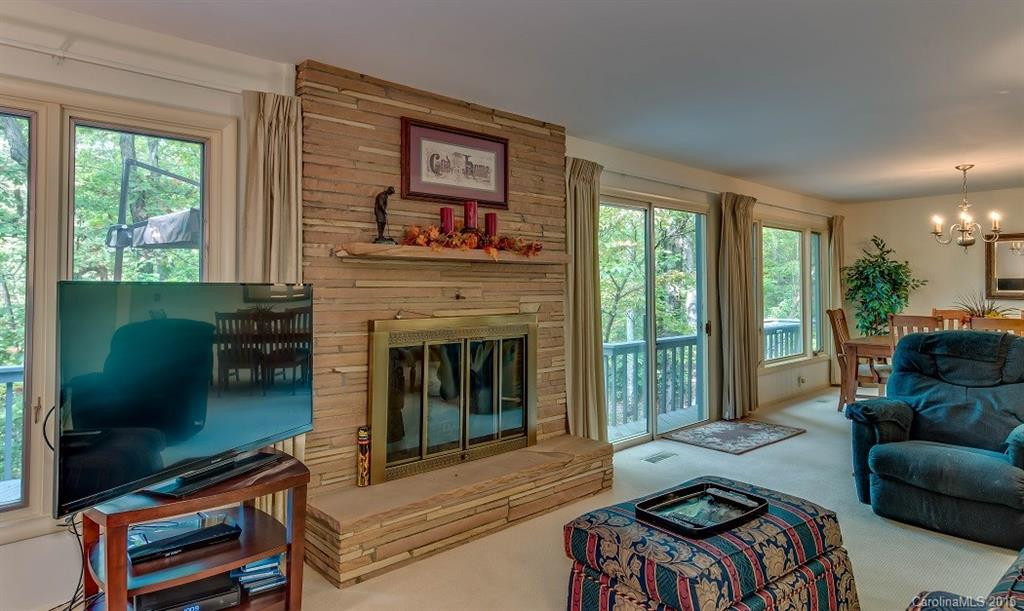 245 Beechwood Drive - Photo 6