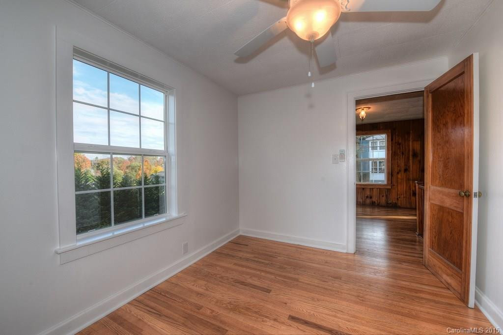 37 Whitfield Way - Photo 8