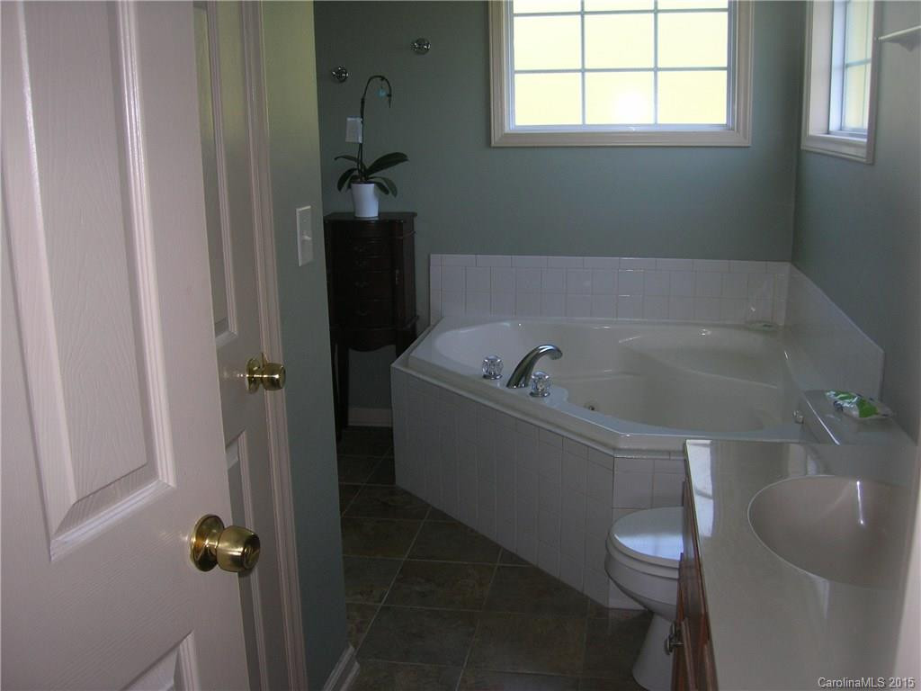 20 Kinsale Drive - Photo 13