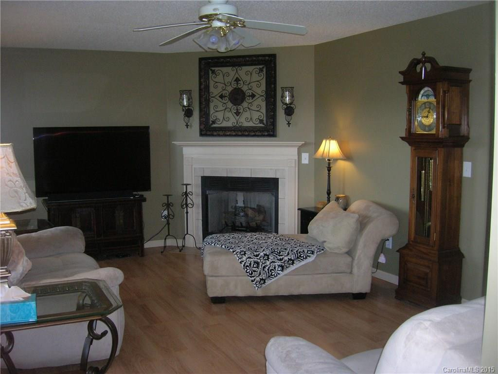20 Kinsale Drive - Photo 4