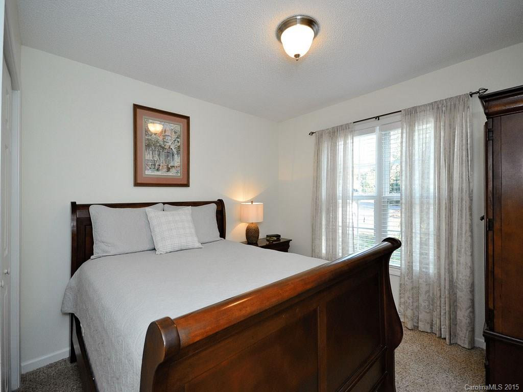 65 Carolyn Drive - Photo 11