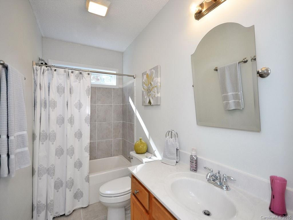 65 Carolyn Drive - Photo 13