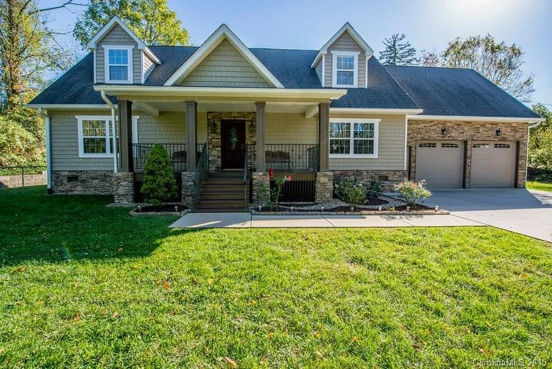 18 Ridgecrest Road