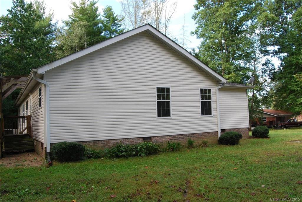 210 Corn Mountain Road - Photo 4
